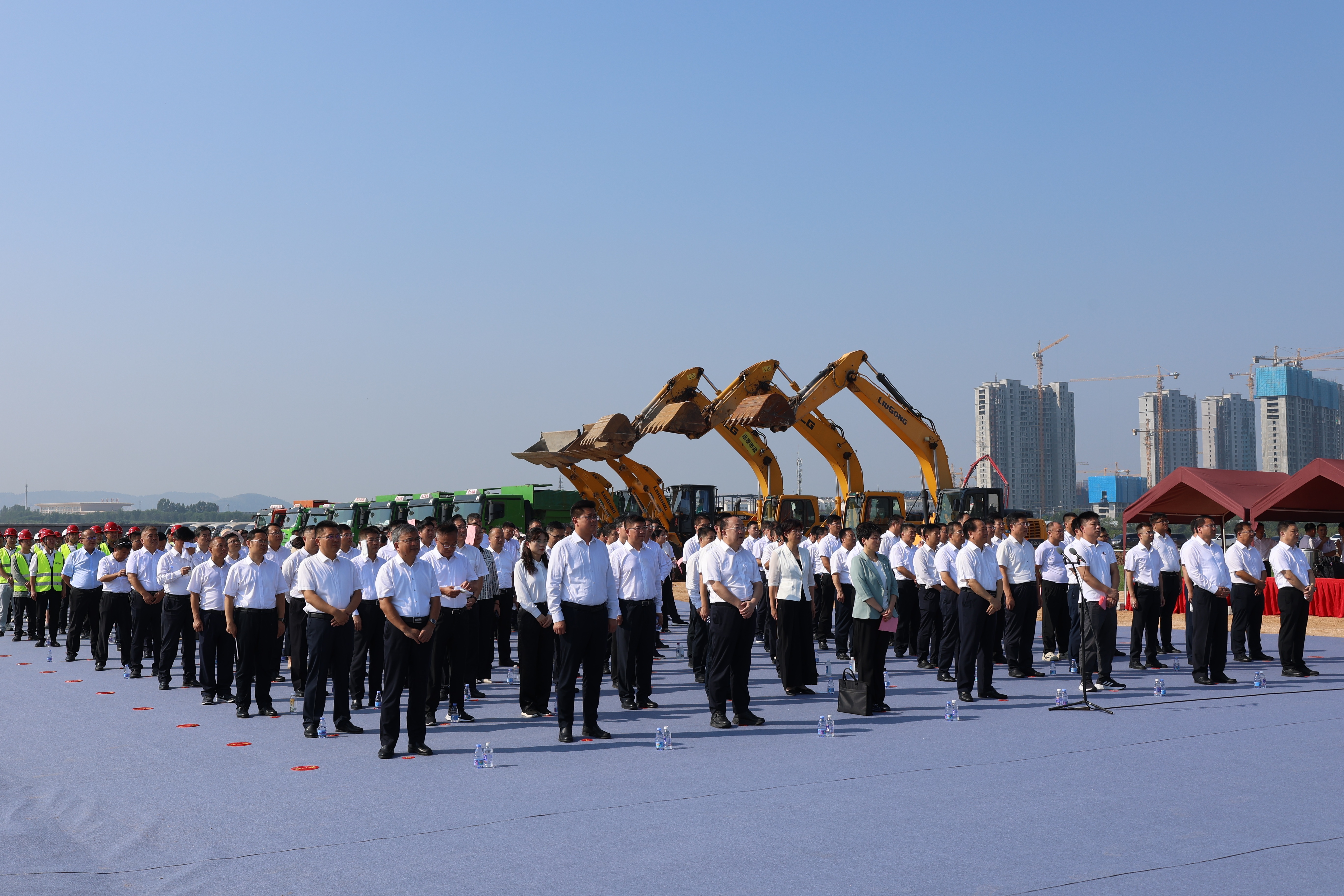 2024年秋季枣庄市高质量发展重大项目建设现场推进会在888葡京集团线路检测宝得机床产业园项目召开