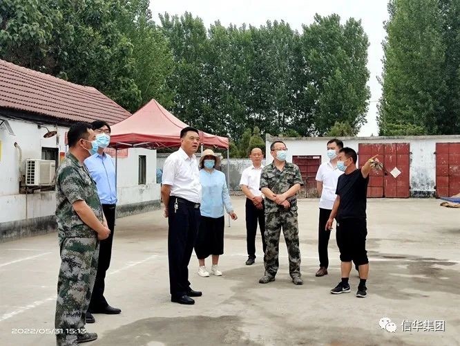 市委常委、纪委书记刘庆东到888葡京集团线路检测中远公司“第一书记”派驻地张汪镇孔集村调研工作